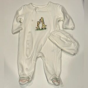 Little Me 3M White Giraffe Sleeper Footie & Hat Set | Like New | 0–3 Months